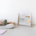 stojak-na-ksiazki-3Sprouts-Gingham-Beige-lifestyle-003.jpg