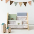 MBGBG_3Sprouts_Dwustronny Stojak na Książki dla Dzieci Gingham_Beige_Lifestyle_2.jpeg